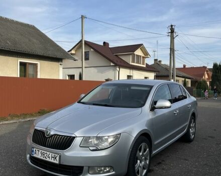 Серый Шкода Суперб, объемом двигателя 2 л и пробегом 270 тыс. км за 9200 $, фото 1 на Automoto.ua