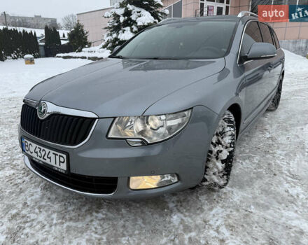 Серый Шкода Суперб, объемом двигателя 1.8 л и пробегом 250 тыс. км за 9500 $, фото 1 на Automoto.ua