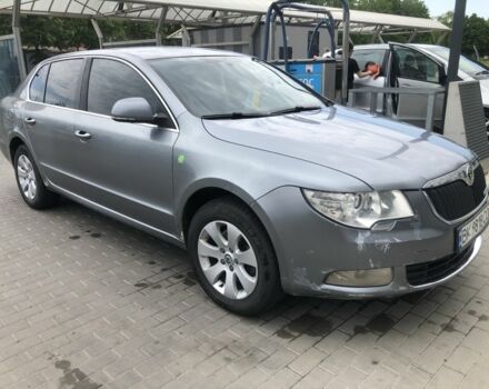 Серый Шкода Суперб, объемом двигателя 1.6 л и пробегом 420 тыс. км за 6350 $, фото 1 на Automoto.ua