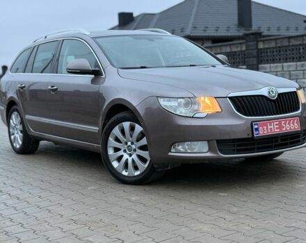 Сірий Шкода Суперб, об'ємом двигуна 2 л та пробігом 288 тис. км за 11300 $, фото 1 на Automoto.ua