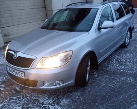 Серый Шкода Суперб, объемом двигателя 1.8 л и пробегом 196 тыс. км за 7800 $, фото 1 на Automoto.ua