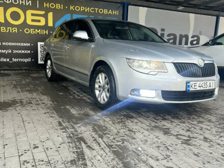 Шкода Суперб 2011 в Тернополе на Automoto.ua Серый Шкода Суперб, объемом двигателя 1.8 л и пробегом 222 тыс. км за 9000 $, фото 1 на Automoto.ua