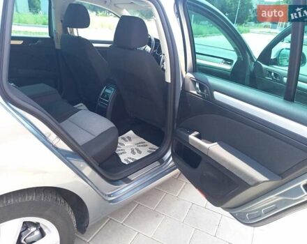 Серый Шкода Суперб, объемом двигателя 1.8 л и пробегом 166 тыс. км за 8500 $, фото 1 на Automoto.ua