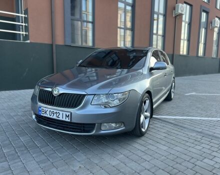 Сірий Шкода Суперб, об'ємом двигуна 1.8 л та пробігом 243 тис. км за 7999 $, фото 1 на Automoto.ua
