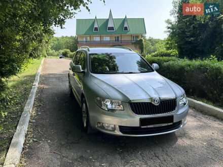 Шкода Суперб 2011 в Трускавце на Automoto.ua Серый Шкода Суперб, объемом двигателя 2 л и пробегом 322 тыс. км за 10200 $, фото 1 на Automoto.ua