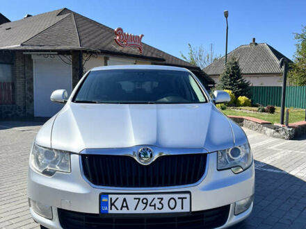 Шкода Суперб 2011 в Борисполе на Automoto.ua Серый Шкода Суперб, объемом двигателя 1.8 л и пробегом 288 тыс. км за 7800 $, фото 1 на Automoto.ua