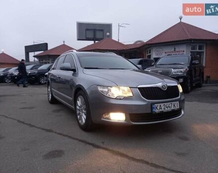 Серый Шкода Суперб, объемом двигателя 2 л и пробегом 224 тыс. км за 10500 $, фото 1 на Automoto.ua