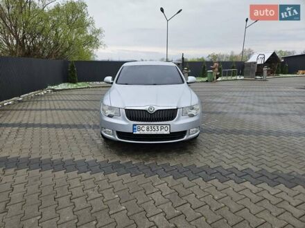 Шкода Суперб 2012 у Львові на Automoto.ua Сірий Шкода Суперб, об'ємом двигуна 1.97 л та пробігом 242 тис. км за 11299 $, фото 1 на Automoto.ua