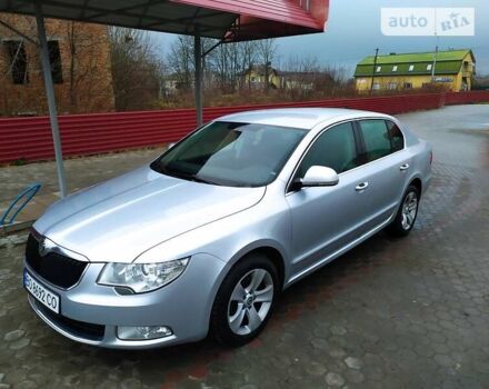 Серый Шкода Суперб, объемом двигателя 2 л и пробегом 294 тыс. км за 10500 $, фото 1 на Automoto.ua