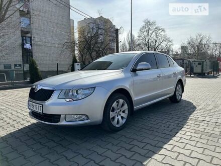 Шкода Суперб 2012 в Виннице на Automoto.ua Серый Шкода Суперб, объемом двигателя 1.8 л и пробегом 210 тыс. км за 9300 $, фото 1 на Automoto.ua