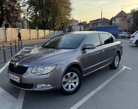 Сірий Шкода Суперб, об'ємом двигуна 1.8 л та пробігом 263 тис. км за 10900 $, фото 1 на Automoto.ua