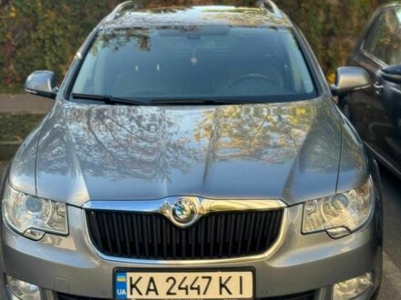 Сірий Шкода Суперб, об'ємом двигуна 2 л та пробігом 221 тис. км за 7000 $, фото 1 на Automoto.ua