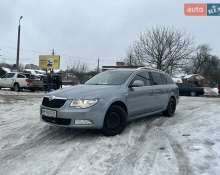 Сірий Шкода Суперб, об'ємом двигуна 2 л та пробігом 219 тис. км за 11800 $, фото 1 на Automoto.ua