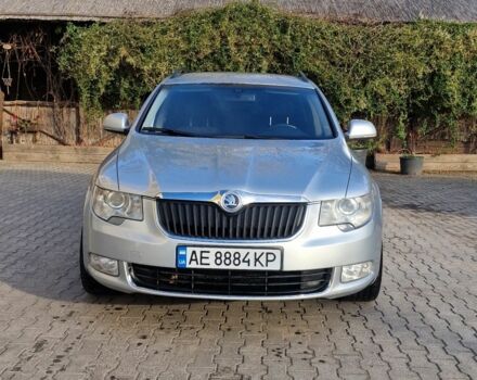 Серый Шкода Суперб, объемом двигателя 2 л и пробегом 260 тыс. км за 11200 $, фото 1 на Automoto.ua