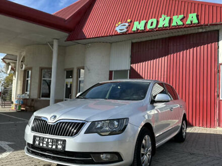Сірий Шкода Суперб, об'ємом двигуна 0 л та пробігом 161 тис. км за 9300 $, фото 1 на Automoto.ua