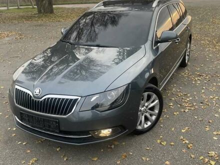Серый Шкода Суперб, объемом двигателя 2 л и пробегом 258 тыс. км за 11999 $, фото 1 на Automoto.ua