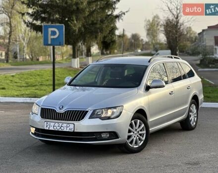 Серый Шкода Суперб, объемом двигателя 1.6 л и пробегом 240 тыс. км за 10900 $, фото 1 на Automoto.ua