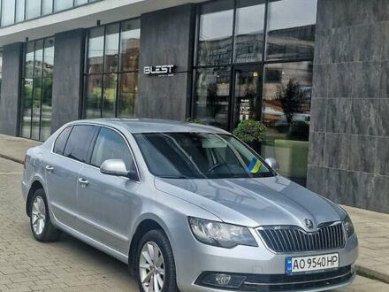 Шкода Суперб 2014 в Ужгороде на Automoto.ua Серый Шкода Суперб, объемом двигателя 1.8 л и пробегом 173 тыс. км за 11400 $, фото 1 на Automoto.ua