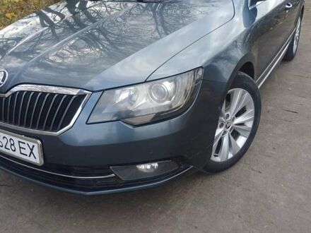 Шкода Суперб 2015 у Костополе на Automoto.ua Сірий Шкода Суперб, об'ємом двигуна 1.6 л та пробігом 284 тис. км за 14500 $, фото 1 на Automoto.ua