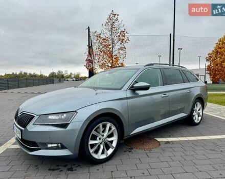 Серый Шкода Суперб, объемом двигателя 1.97 л и пробегом 250 тыс. км за 14400 $, фото 1 на Automoto.ua