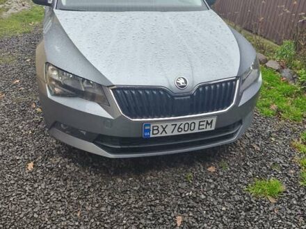 Сірий Шкода Суперб, об'ємом двигуна 1.6 л та пробігом 212 тис. км за 12599 $, фото 1 на Automoto.ua