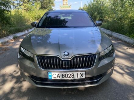 Сірий Шкода Суперб, об'ємом двигуна 1.6 л та пробігом 254 тис. км за 15800 $, фото 1 на Automoto.ua