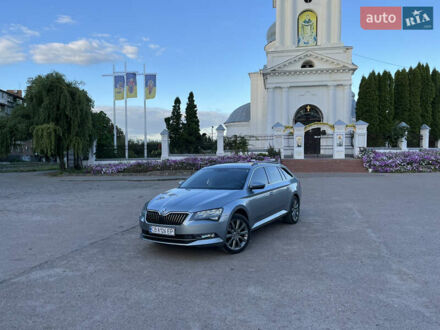 Шкода Суперб 2016 у Нежине на Automoto.ua Сірий Шкода Суперб, об'ємом двигуна 1.97 л та пробігом 200 тис. км за 14500 $, фото 1 на Automoto.ua