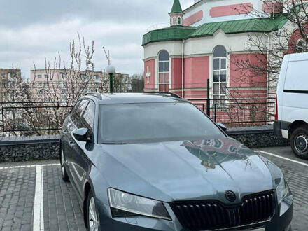 Серый Шкода Суперб, объемом двигателя 2.01 л и пробегом 293 тыс. км за 16100 $, фото 1 на Automoto.ua