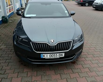 Сірий Шкода Суперб, об'ємом двигуна 2 л та пробігом 300 тис. км за 18500 $, фото 1 на Automoto.ua