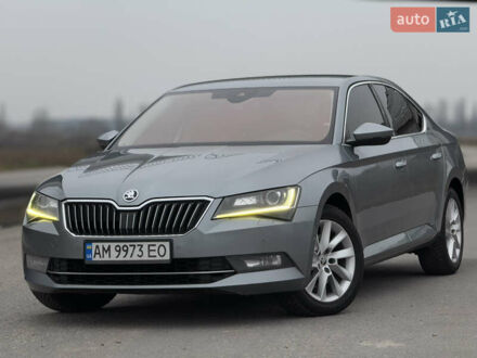 Сірий Шкода Суперб, об'ємом двигуна 2 л та пробігом 252 тис. км за 15800 $, фото 1 на Automoto.ua