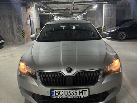 Сірий Шкода Суперб, об'ємом двигуна 1.6 л та пробігом 218 тис. км за 15300 $, фото 1 на Automoto.ua