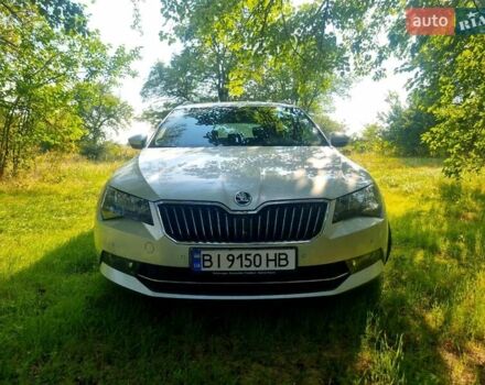 Серый Шкода Суперб, объемом двигателя 1.6 л и пробегом 279 тыс. км за 14056 $, фото 1 на Automoto.ua