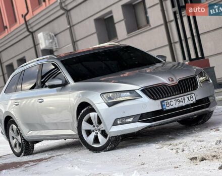 Сірий Шкода Суперб, об'ємом двигуна 1.97 л та пробігом 261 тис. км за 17499 $, фото 1 на Automoto.ua