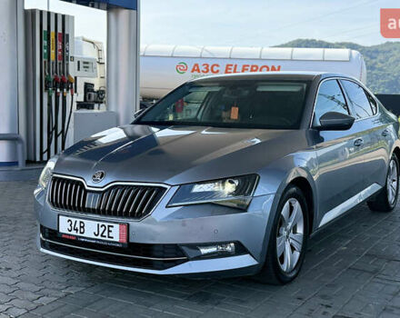 Серый Шкода Суперб, объемом двигателя 1.97 л и пробегом 250 тыс. км за 13500 $, фото 1 на Automoto.ua