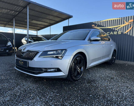 Сірий Шкода Суперб, об'ємом двигуна 1.97 л та пробігом 198 тис. км за 20499 $, фото 1 на Automoto.ua