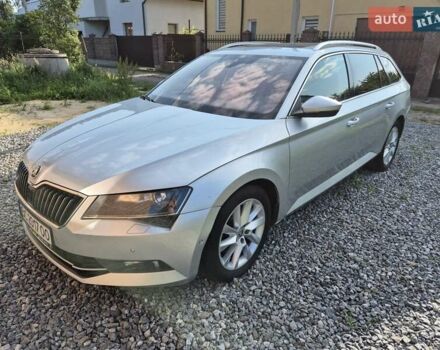 Серый Шкода Суперб, объемом двигателя 1.6 л и пробегом 230 тыс. км за 15500 $, фото 1 на Automoto.ua