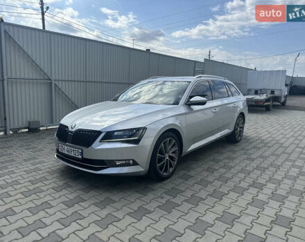 Серый Шкода Суперб, объемом двигателя 1.97 л и пробегом 261 тыс. км за 20499 $, фото 1 на Automoto.ua