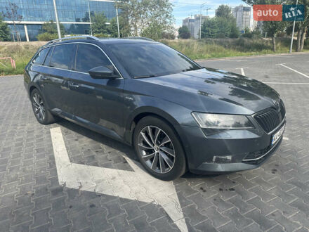 Шкода Суперб 2018 в Киеве на Automoto.ua Серый Шкода Суперб, объемом двигателя 1.97 л и пробегом 373 тыс. км за 17999 $, фото 1 на Automoto.ua
