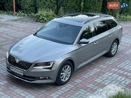 Шкода Суперб 2018 в Житомире на Automoto.ua Серый Шкода Суперб, объемом двигателя 2 л и пробегом 120 тыс. км за 21800 $, фото 1 на Automoto.ua
