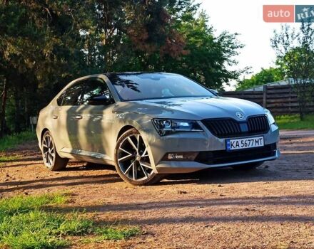 Серый Шкода Суперб, объемом двигателя 1.97 л и пробегом 175 тыс. км за 26300 $, фото 1 на Automoto.ua