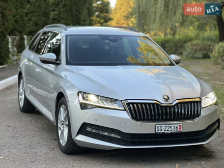 Серый Шкода Суперб, объемом двигателя 1.97 л и пробегом 208 тыс. км за 21900 $, фото 1 на Automoto.ua