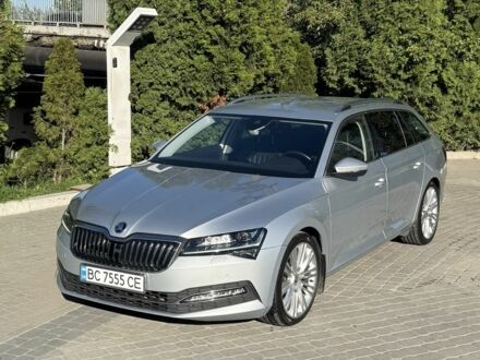 Шкода Суперб 2019 у Львові на Automoto.ua Сірий Шкода Суперб, об'ємом двигуна 2 л та пробігом 125 тис. км за 29900 $, фото 1 на Automoto.ua