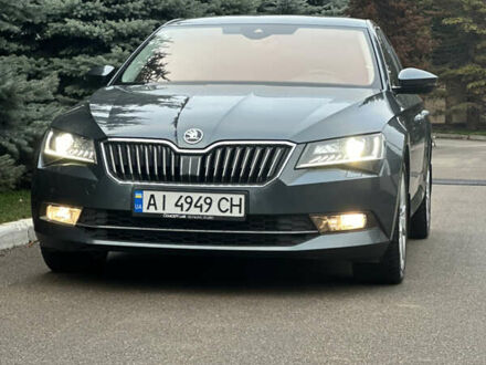 Сірий Шкода Суперб, об'ємом двигуна 1.97 л та пробігом 107 тис. км за 25500 $, фото 1 на Automoto.ua