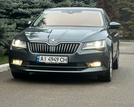 Серый Шкода Суперб, объемом двигателя 1.97 л и пробегом 107 тыс. км за 25500 $, фото 1 на Automoto.ua