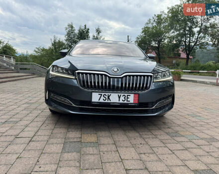 Серый Шкода Суперб, объемом двигателя 1.97 л и пробегом 215 тыс. км за 25699 $, фото 1 на Automoto.ua