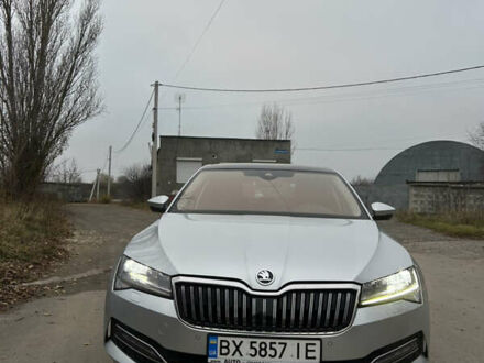 Сірий Шкода Суперб, об'ємом двигуна 1.97 л та пробігом 178 тис. км за 28800 $, фото 1 на Automoto.ua