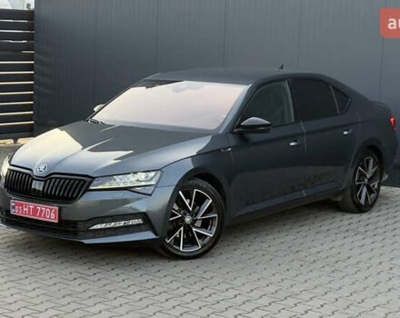 Сірий Шкода Суперб, об'ємом двигуна 2 л та пробігом 198 тис. км за 28500 $, фото 1 на Automoto.ua