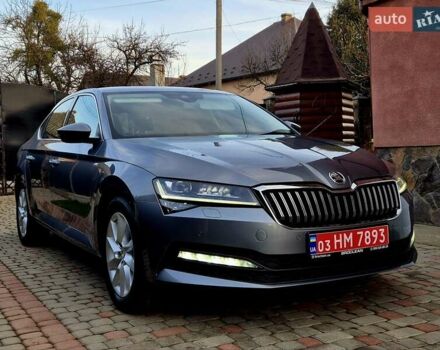 Сірий Шкода Суперб, об'ємом двигуна 1.97 л та пробігом 187 тис. км за 26800 $, фото 1 на Automoto.ua