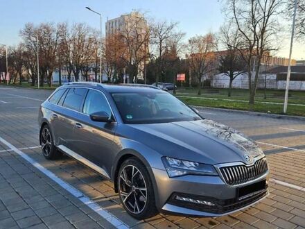 Сірий Шкода Суперб, об'ємом двигуна 1.97 л та пробігом 140 тис. км за 26500 $, фото 1 на Automoto.ua