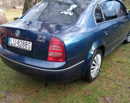 Синій Шкода Суперб, об'ємом двигуна 4 л та пробігом 280 тис. км за 2100 $, фото 5 на Automoto.ua